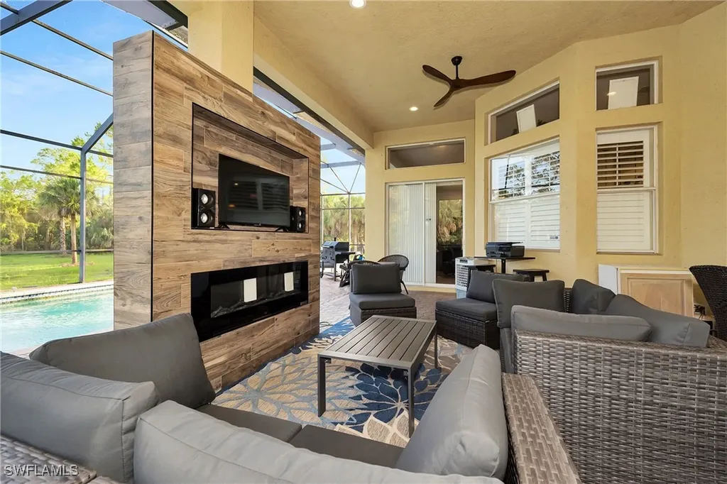 1640 Golden Gate Boulevard W Naples FL 34117