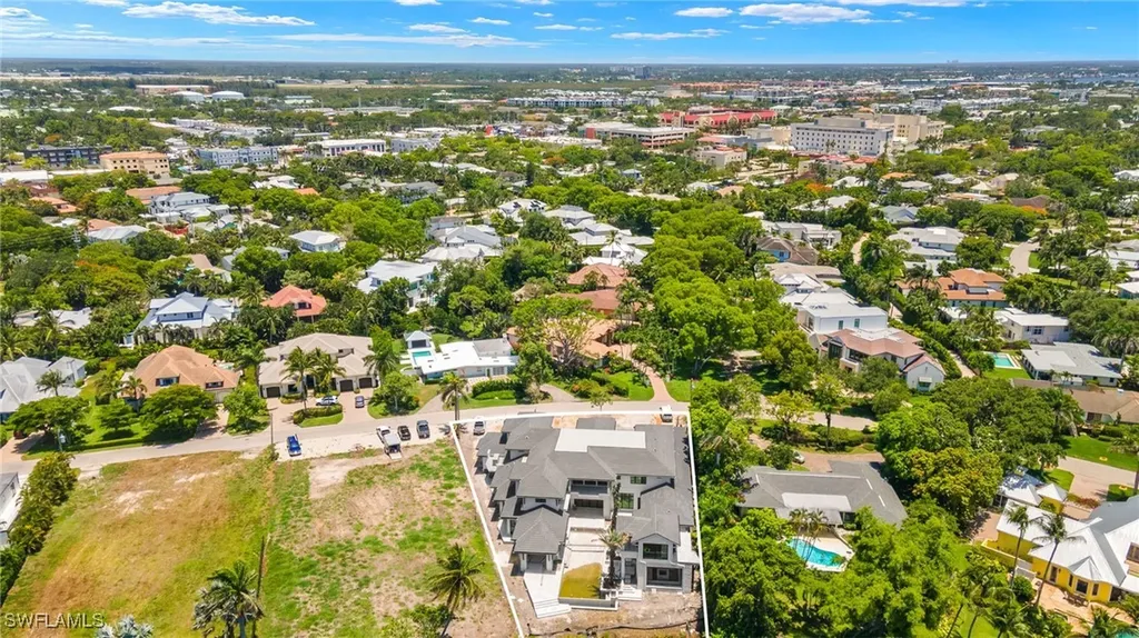 616 Bougainvillea Road Naples FL 34102