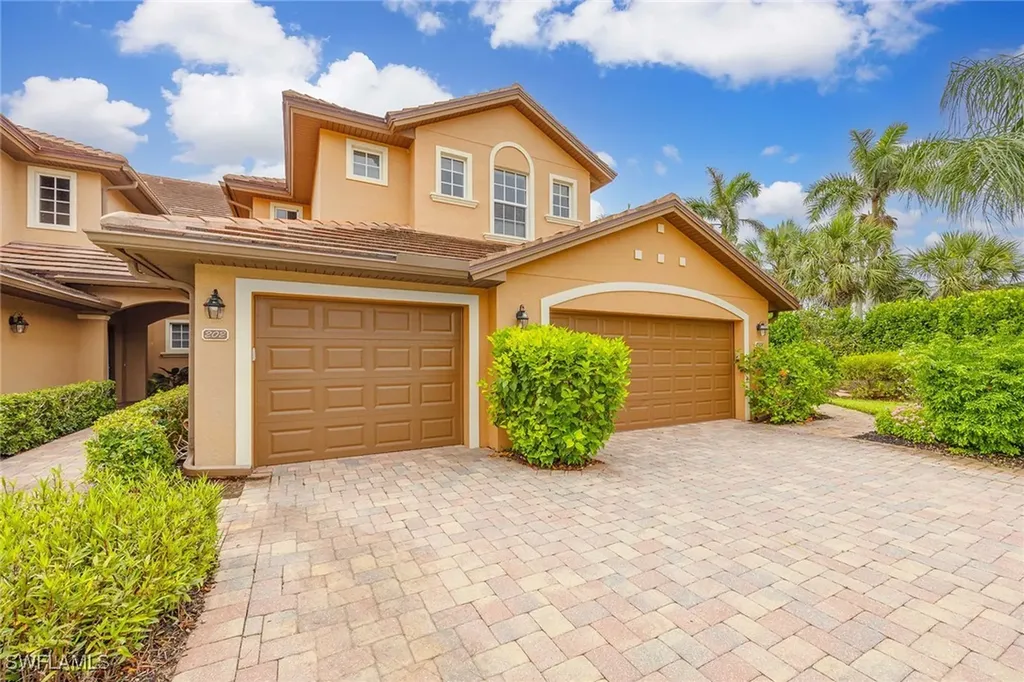 6637 Alden Woods Circle Naples FL 34113
