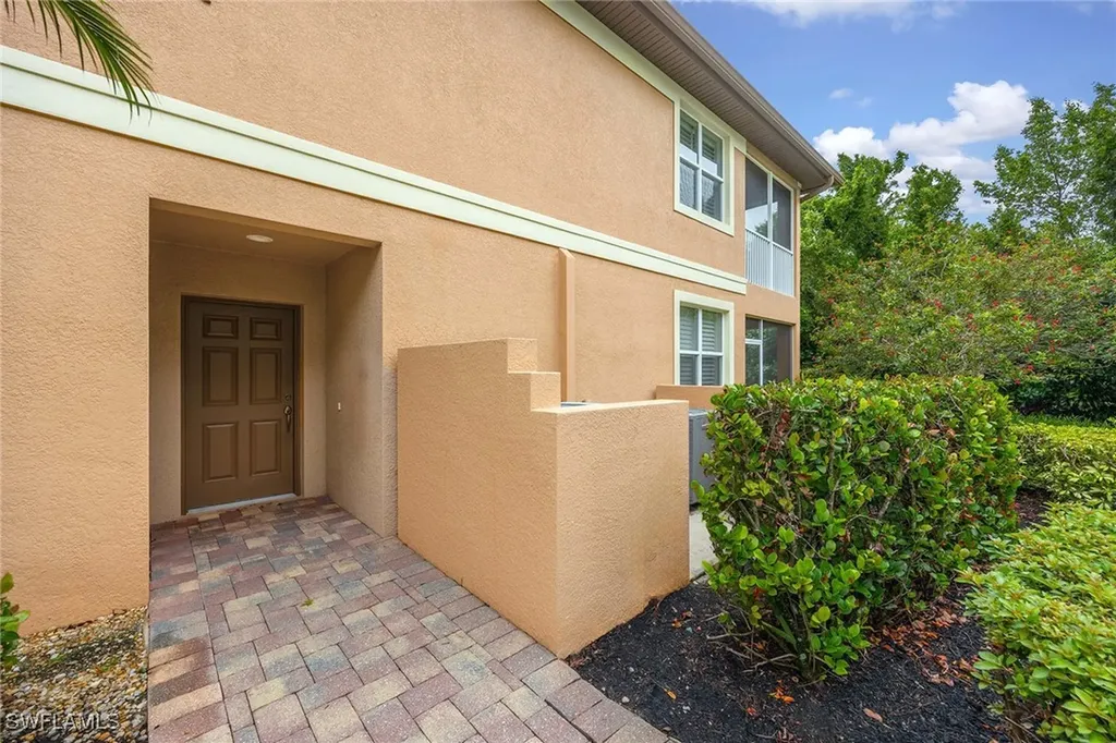 6637 Alden Woods Circle Naples FL 34113