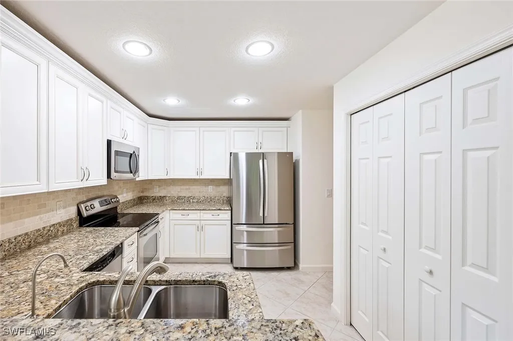 6637 Alden Woods Circle Naples FL 34113