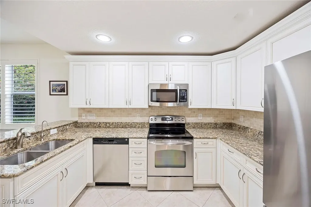 6637 Alden Woods Circle Naples FL 34113