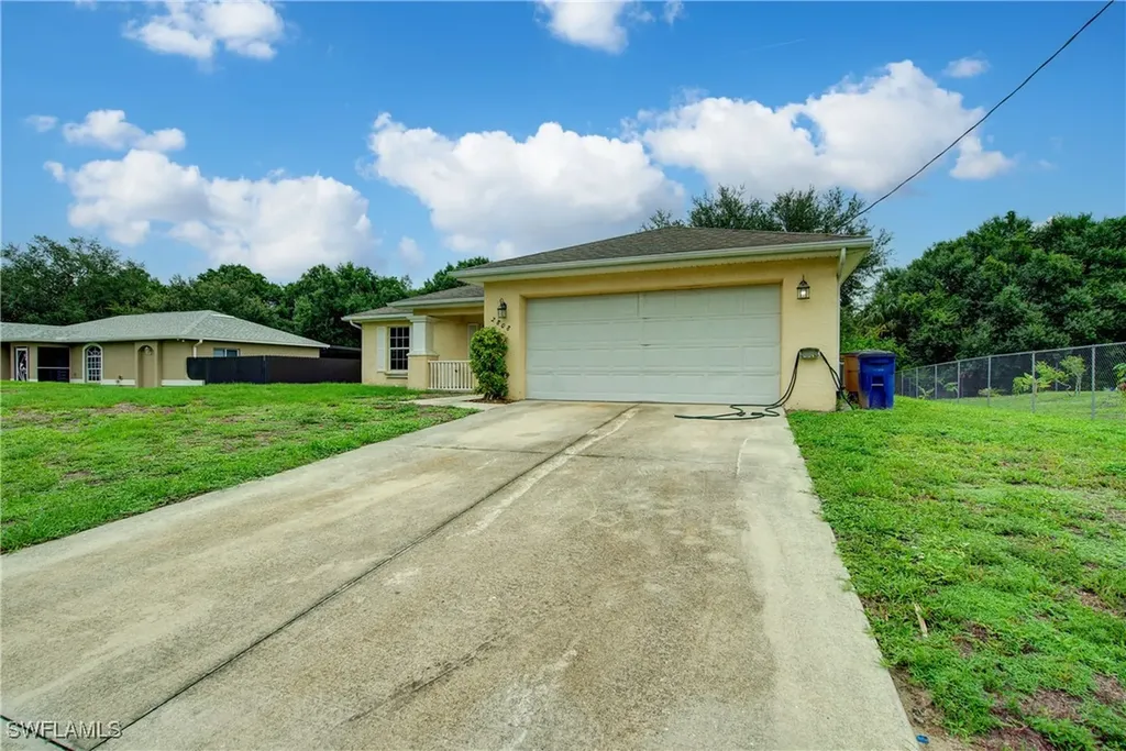 2808 51st Street W Lehigh Acres FL 33971