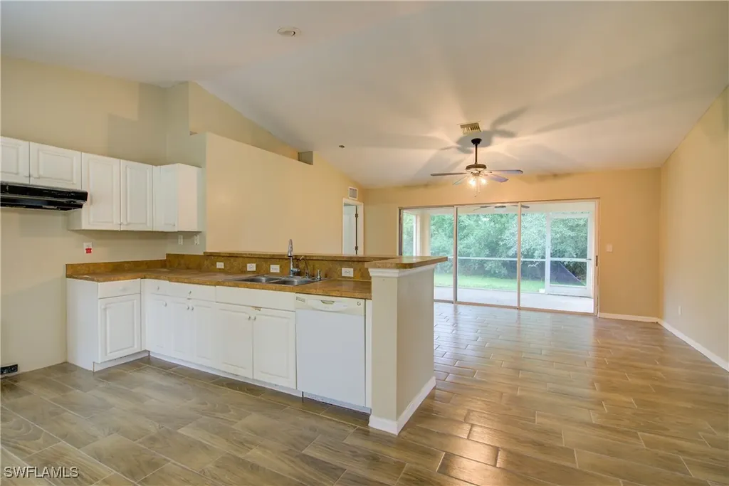 2808 51st Street W Lehigh Acres FL 33971