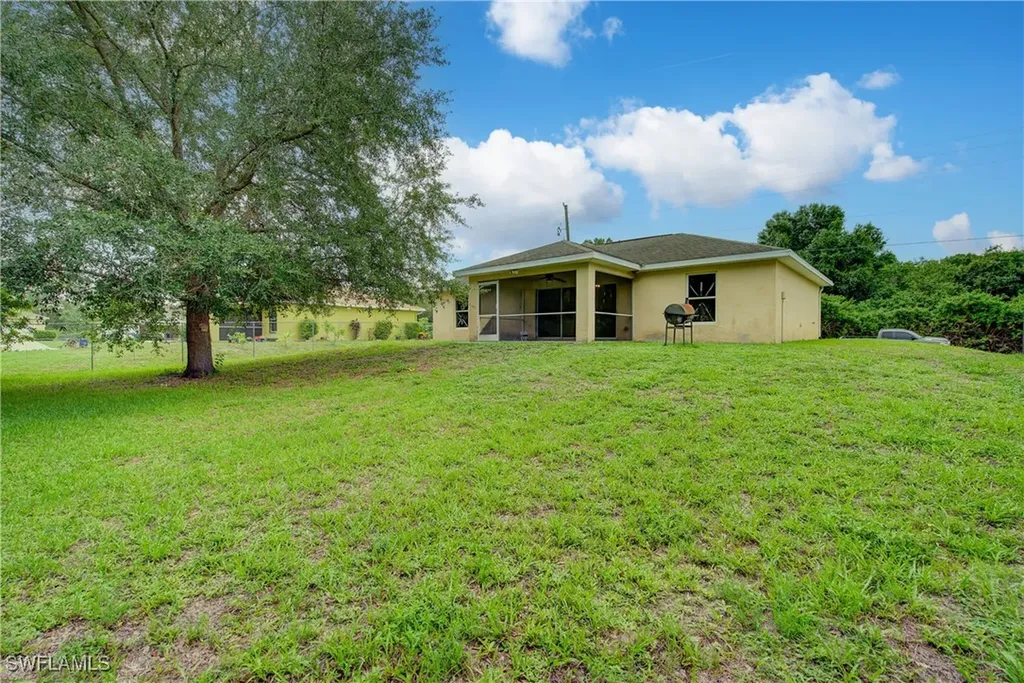 2808 51st Street W Lehigh Acres FL 33971