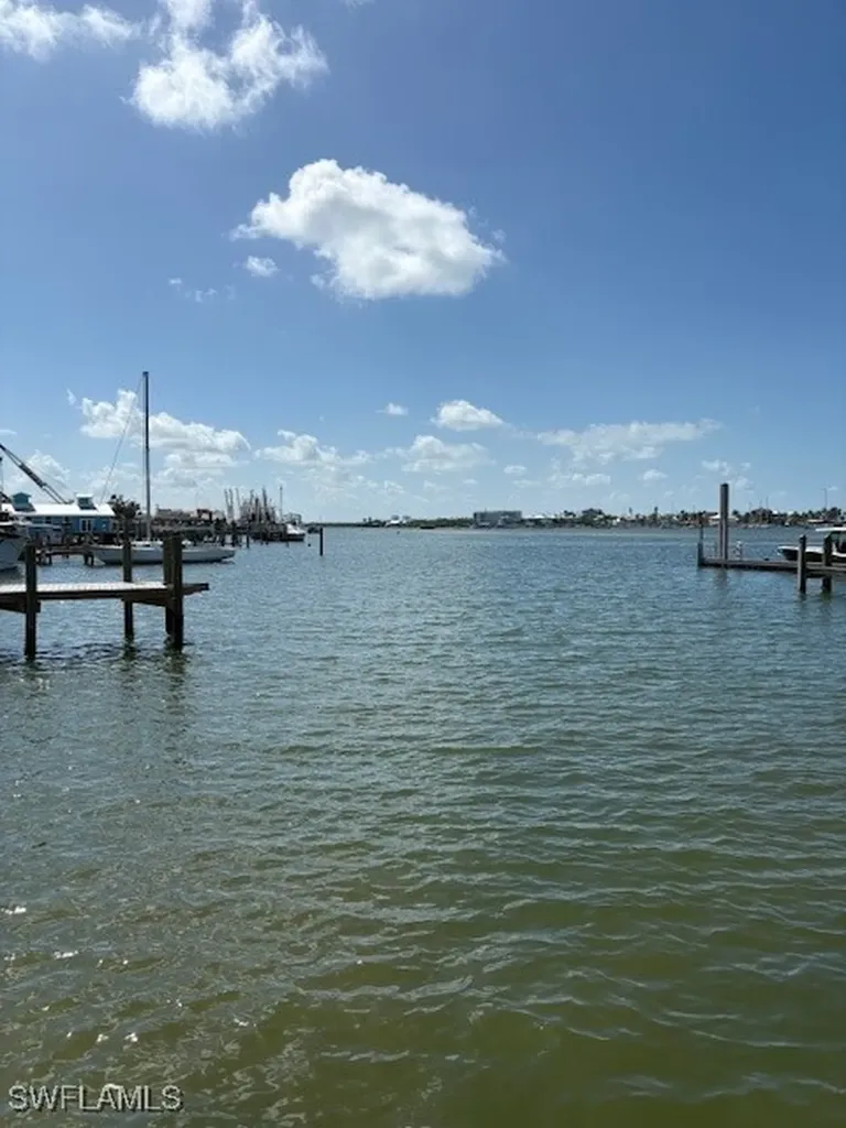 19281 #27 San Carlos Boulevard Fort Myers Beach FL 33931