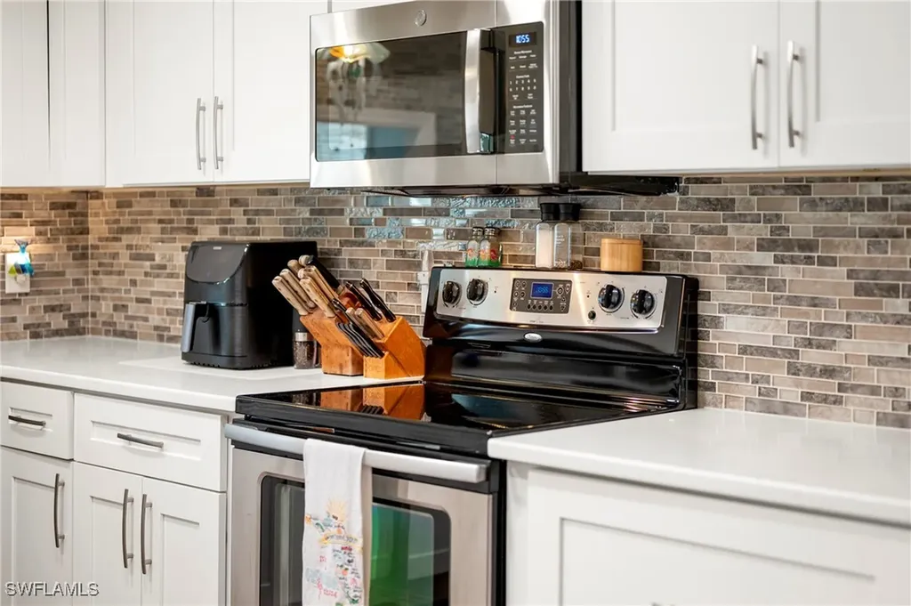 14727 Pioneer Place North Fort Myers FL 33917