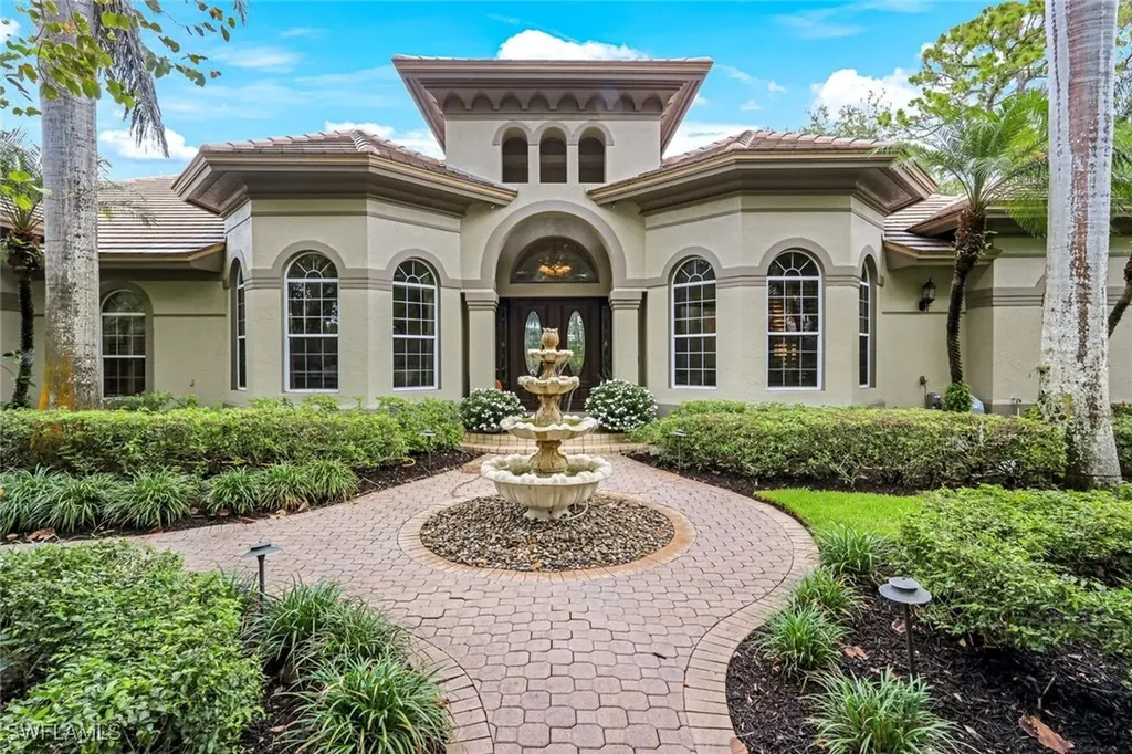 12099 Colliers Reserve Drive Naples FL 34110