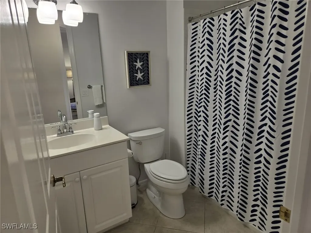 5095 Yacht Harbor Drive Naples FL 34112