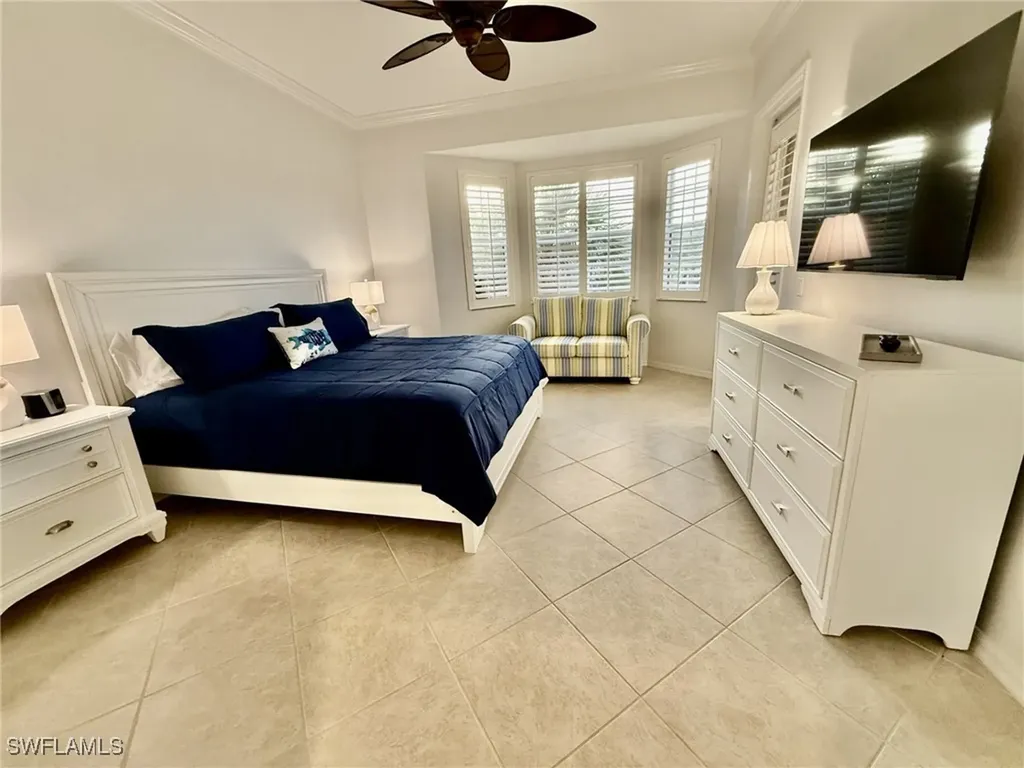 5095 Yacht Harbor Drive Naples FL 34112