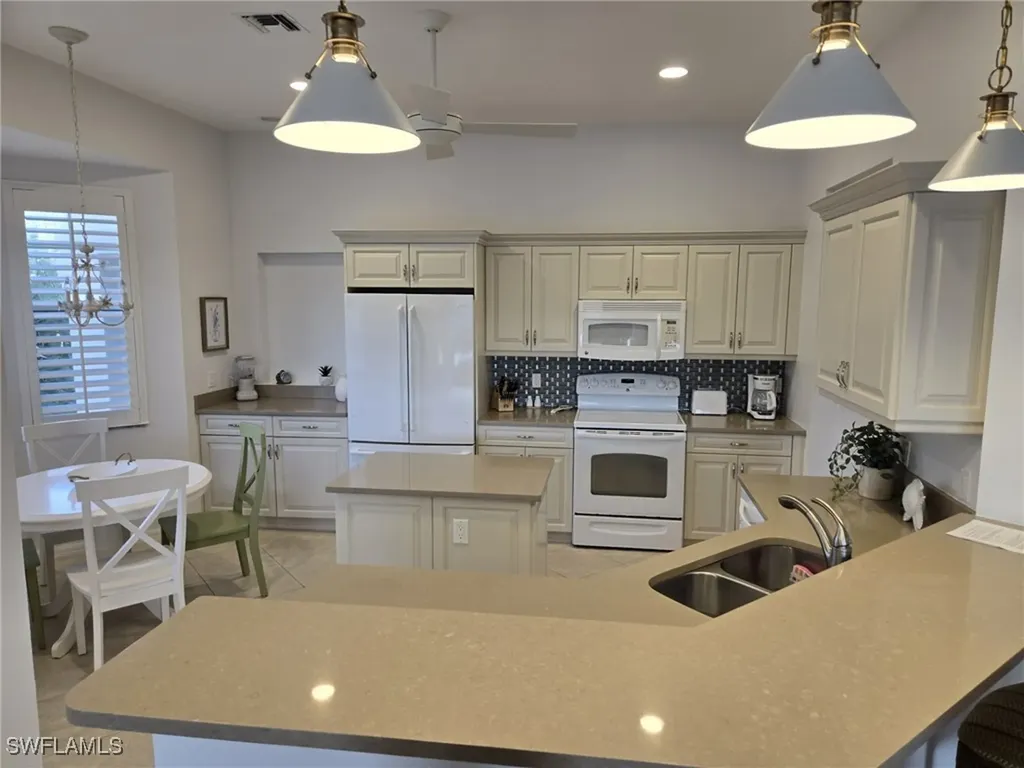 5095 Yacht Harbor Drive Naples FL 34112