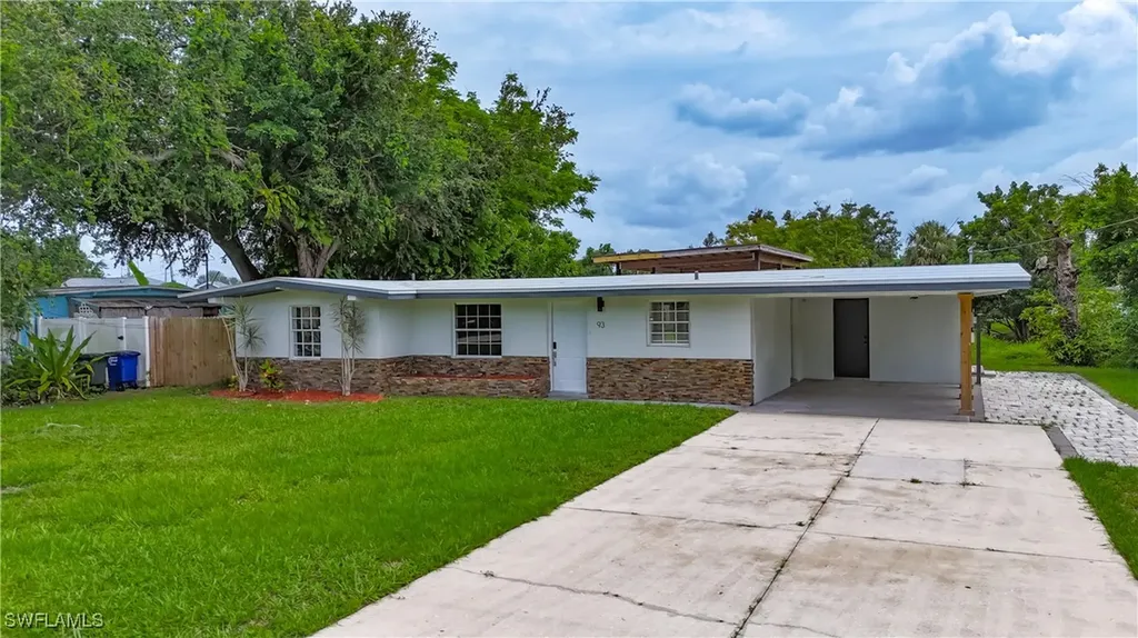 93 E Mariana Avenue North Fort Myers FL 33917