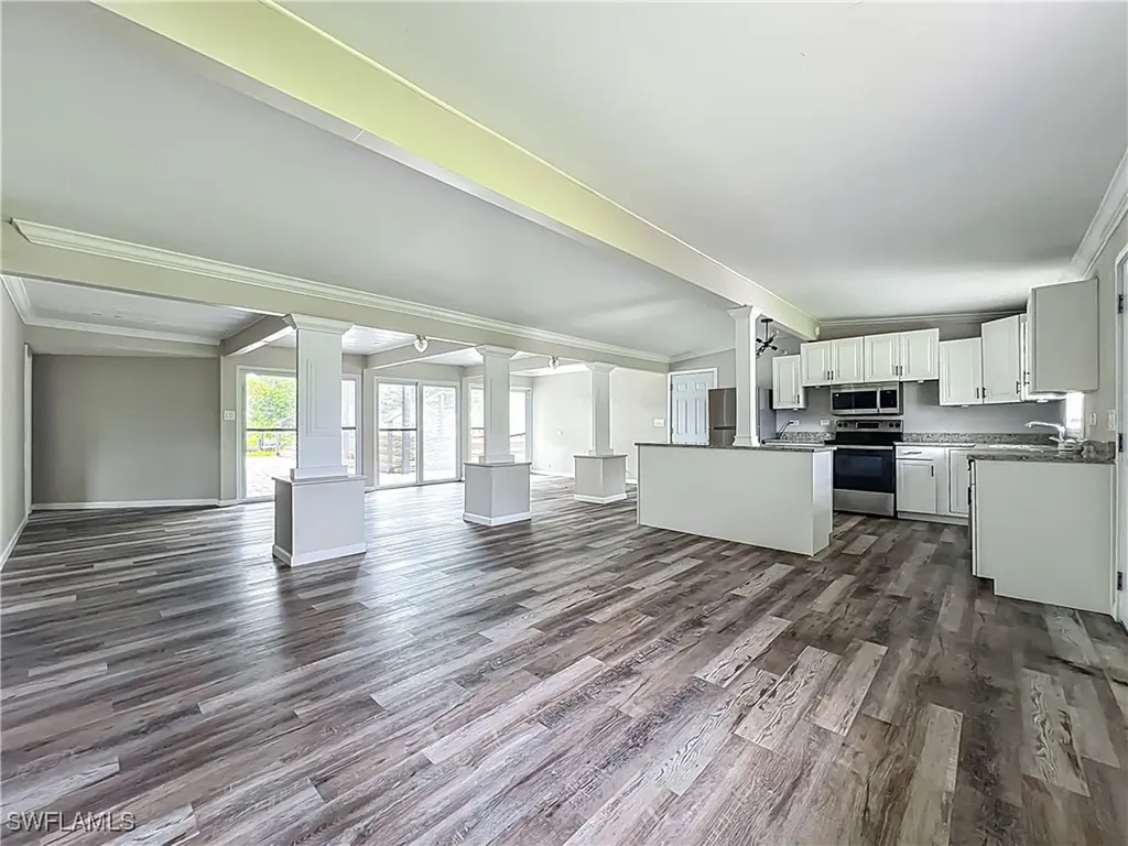 93 E Mariana Avenue North Fort Myers FL 33917