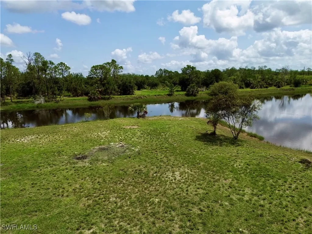 2305 Desoto Boulevard N Naples FL 34120