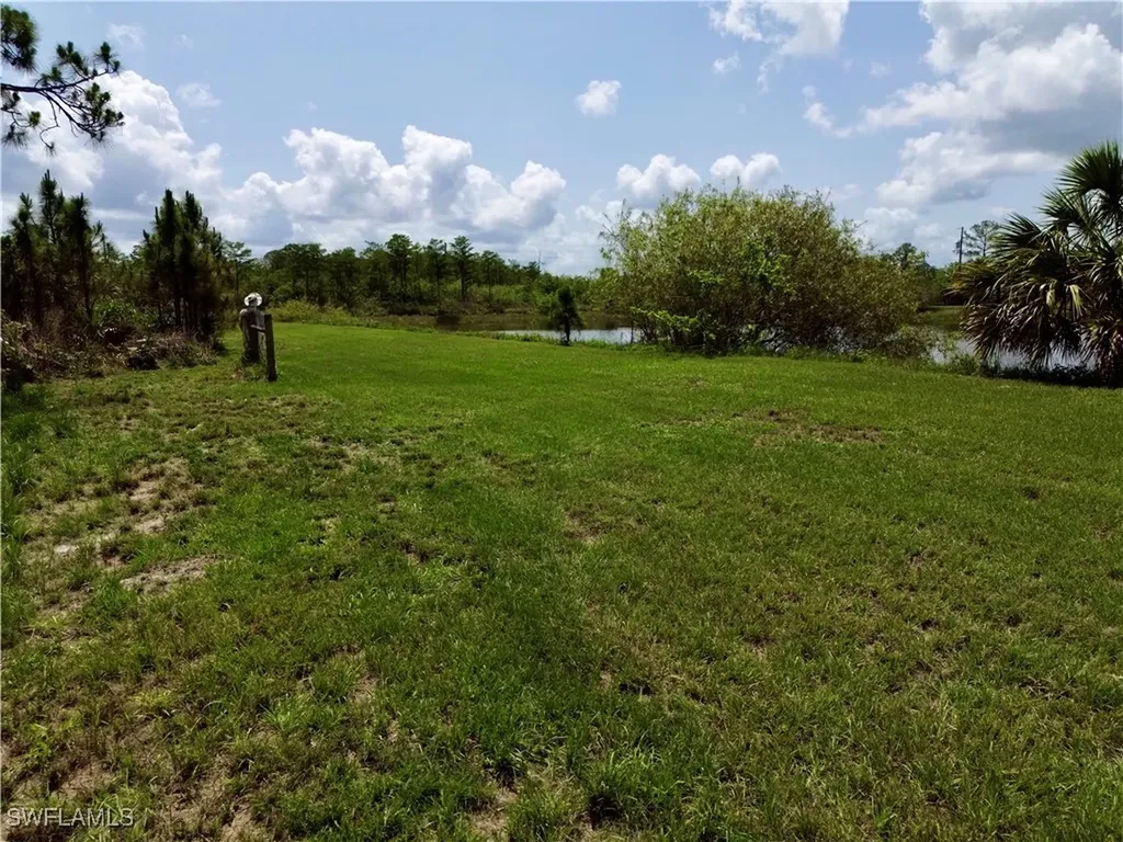 2305 Desoto Boulevard N Naples FL 34120