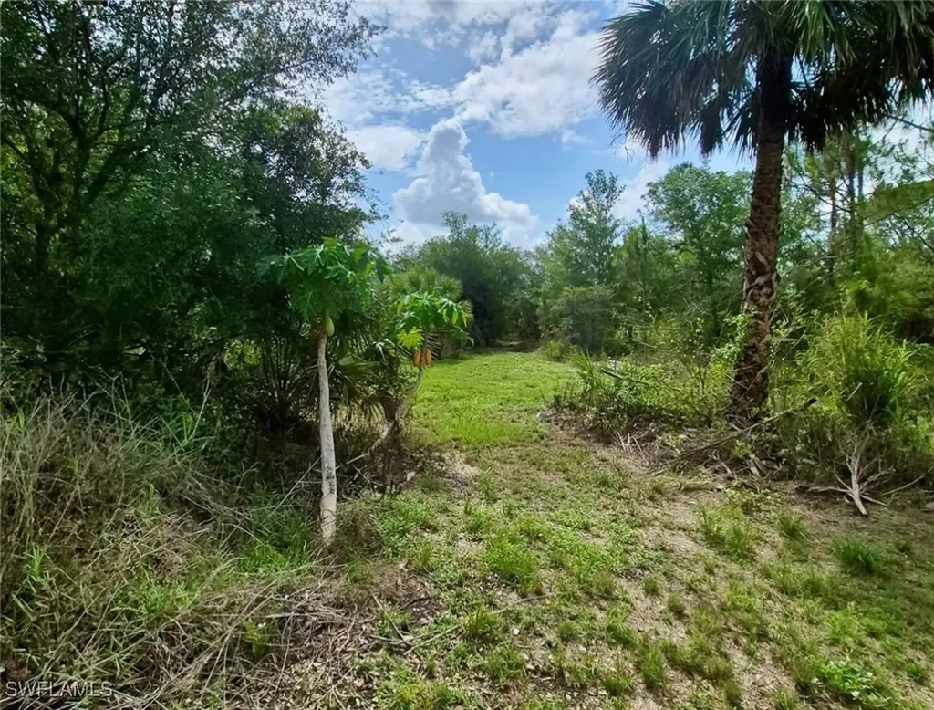 2305 Desoto Boulevard N Naples FL 34120