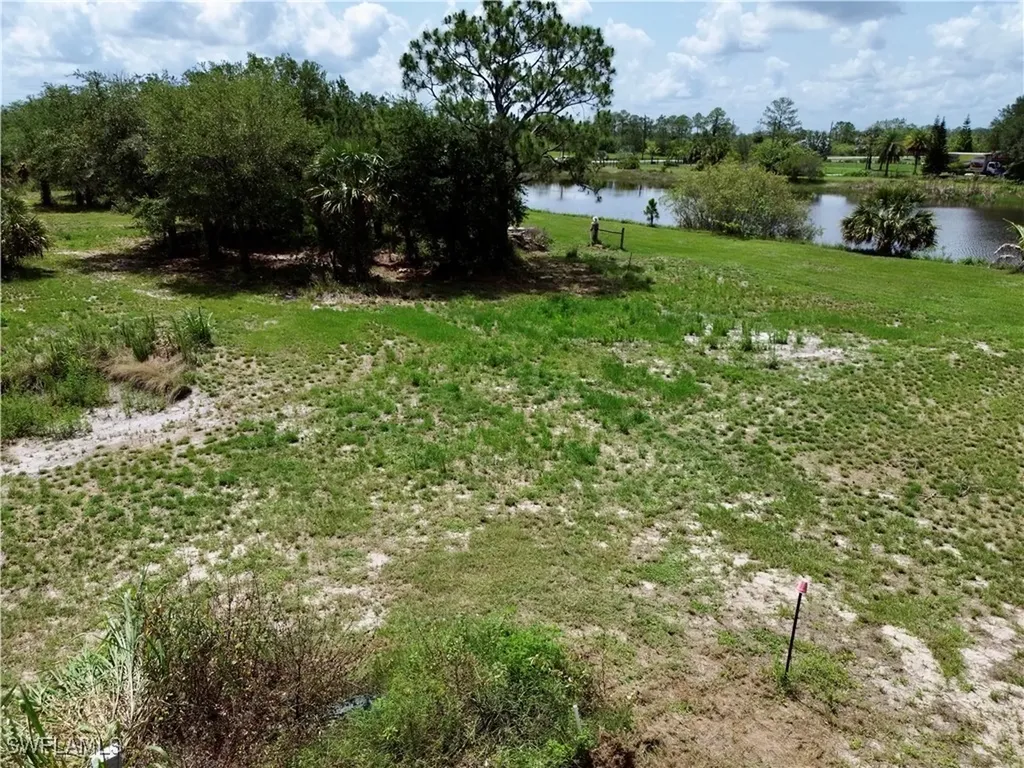 2305 Desoto Boulevard N Naples FL 34120