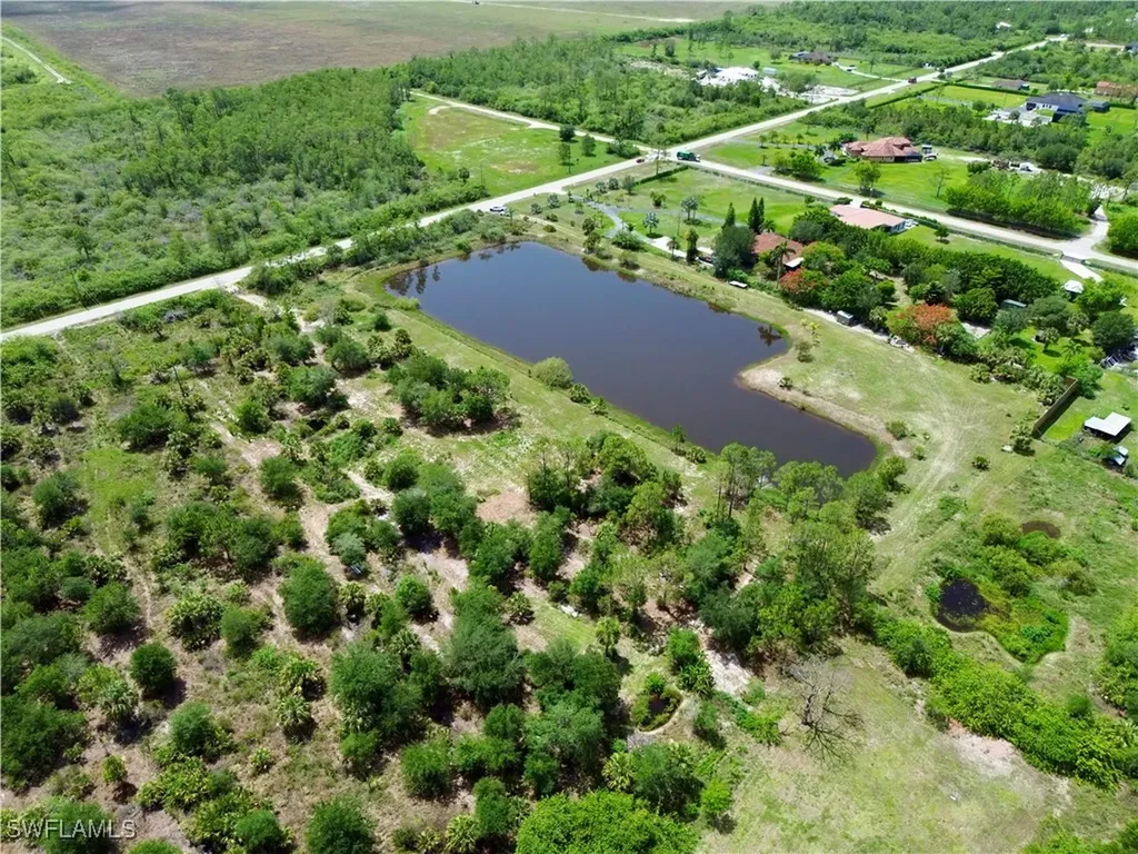 2305 Desoto Boulevard N Naples FL 34120