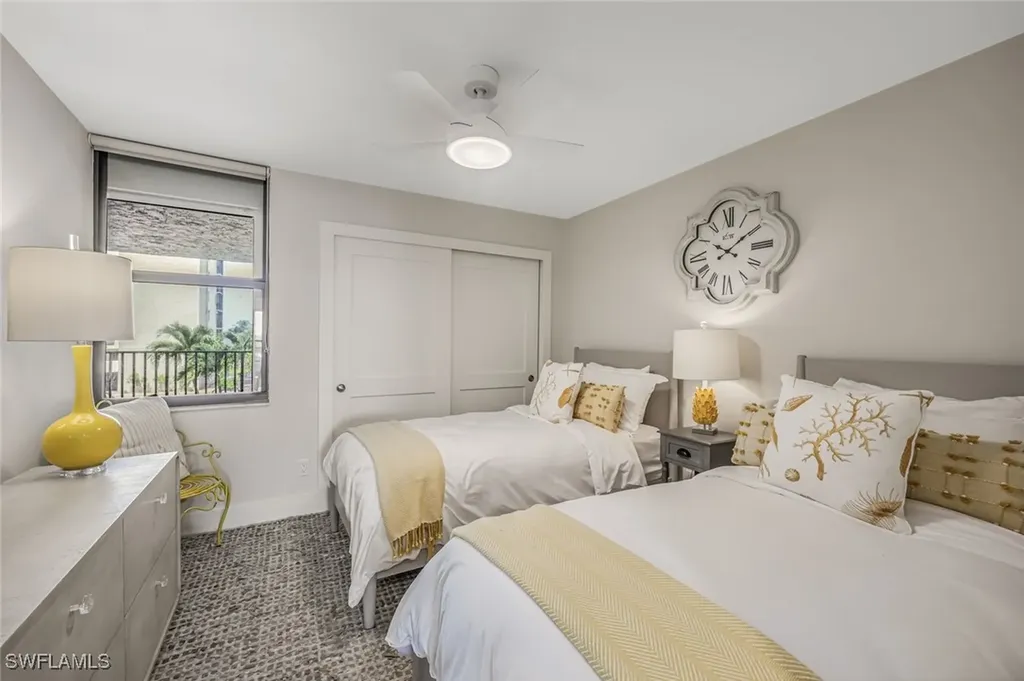 10562 Gulf Shore Drive Naples FL 34108