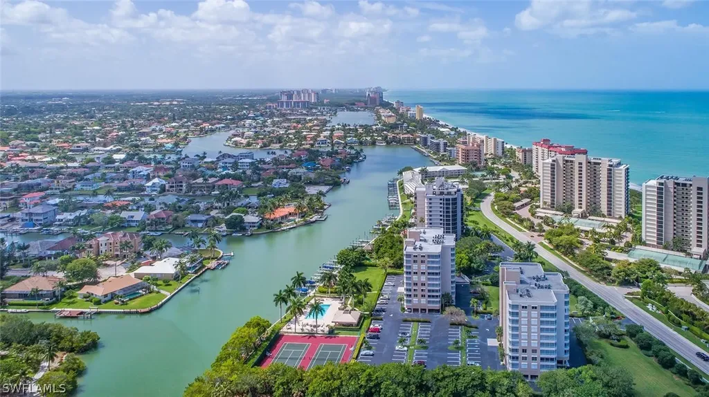 10562 Gulf Shore Drive Naples FL 34108