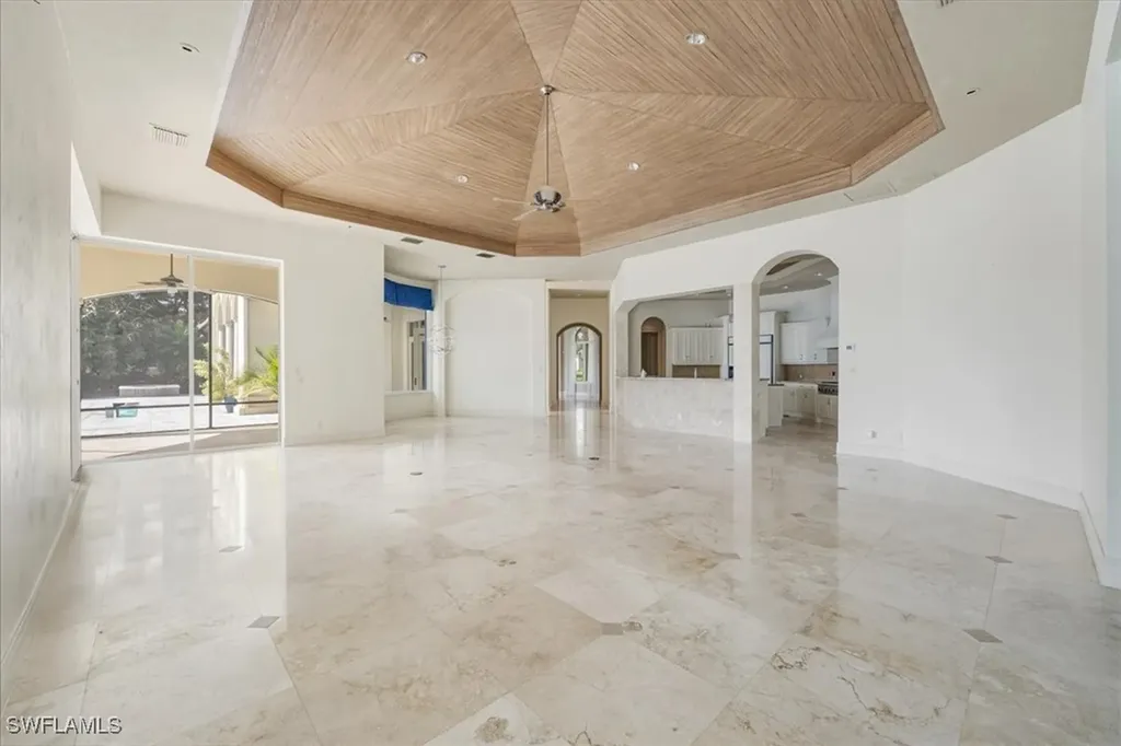 13681 Pondview Circle Naples FL 34119
