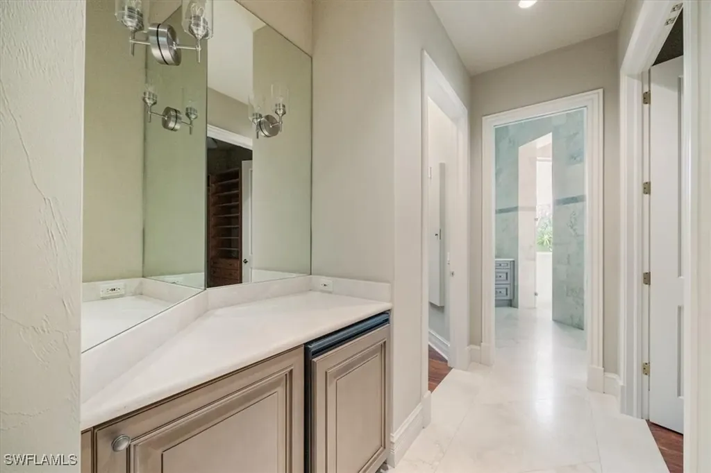 13681 Pondview Circle Naples FL 34119