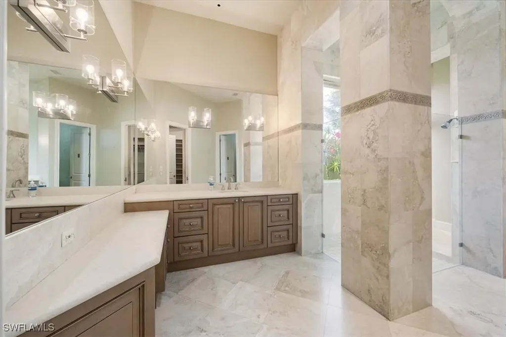 13681 Pondview Circle Naples FL 34119