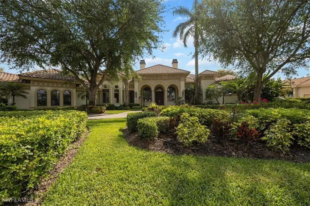13681 Pondview Circle Naples FL 34119
