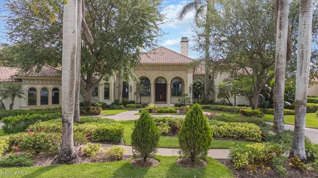 13681 Pondview Circle Naples FL 34119