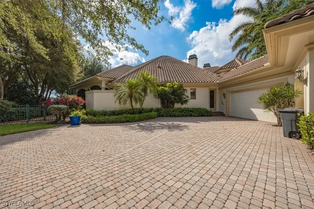 13681 Pondview Circle Naples FL 34119
