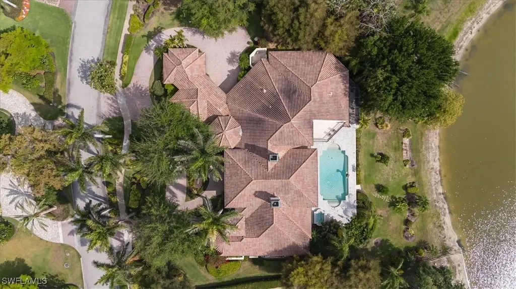 13681 Pondview Circle Naples FL 34119