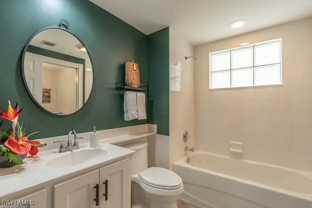 8055 Sorrento Lane Naples FL 34114