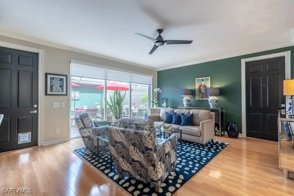 8055 Sorrento Lane Naples FL 34114