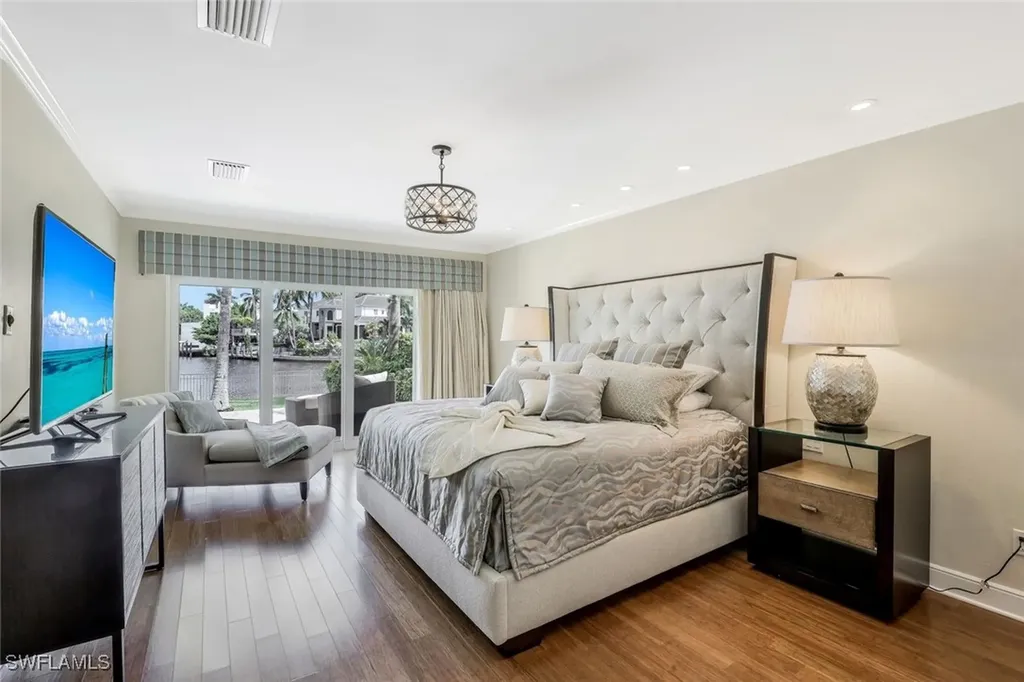 655 Galleon Drive Naples FL 34102