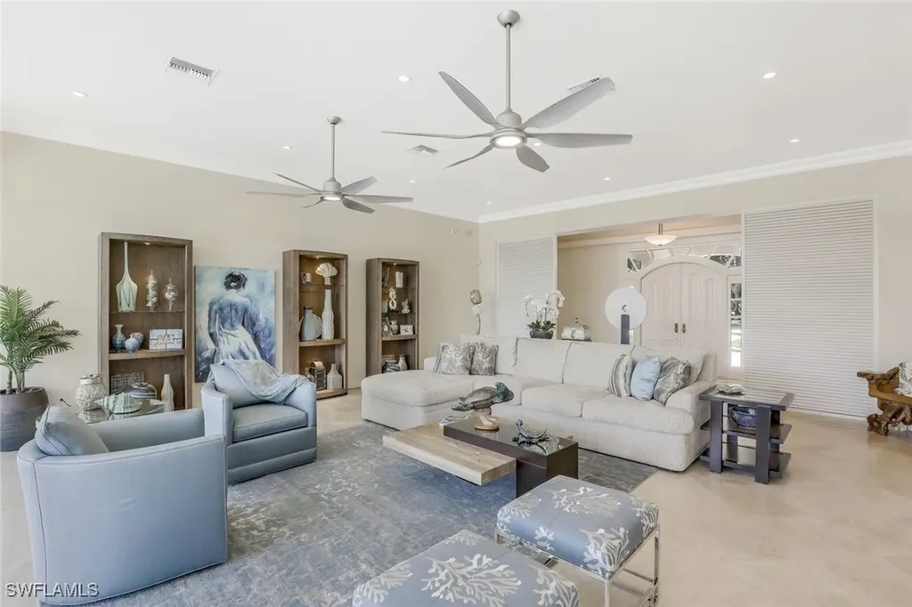 655 Galleon Drive Naples FL 34102