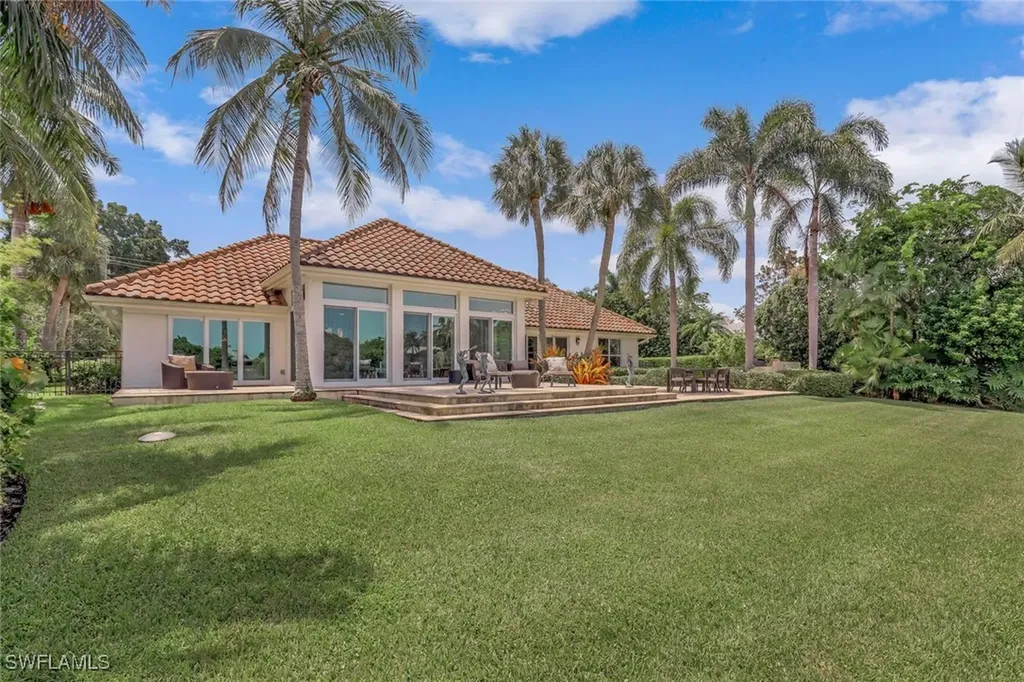 655 Galleon Drive Naples FL 34102