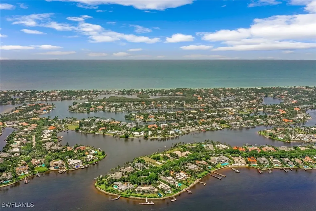 655 Galleon Drive Naples FL 34102