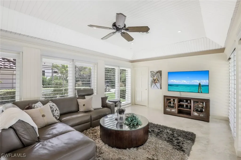 655 Galleon Drive Naples FL 34102