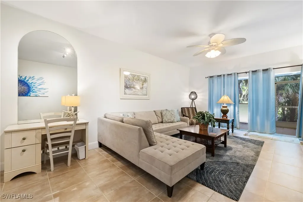 757 Wiggins Lake Drive Naples FL 34110