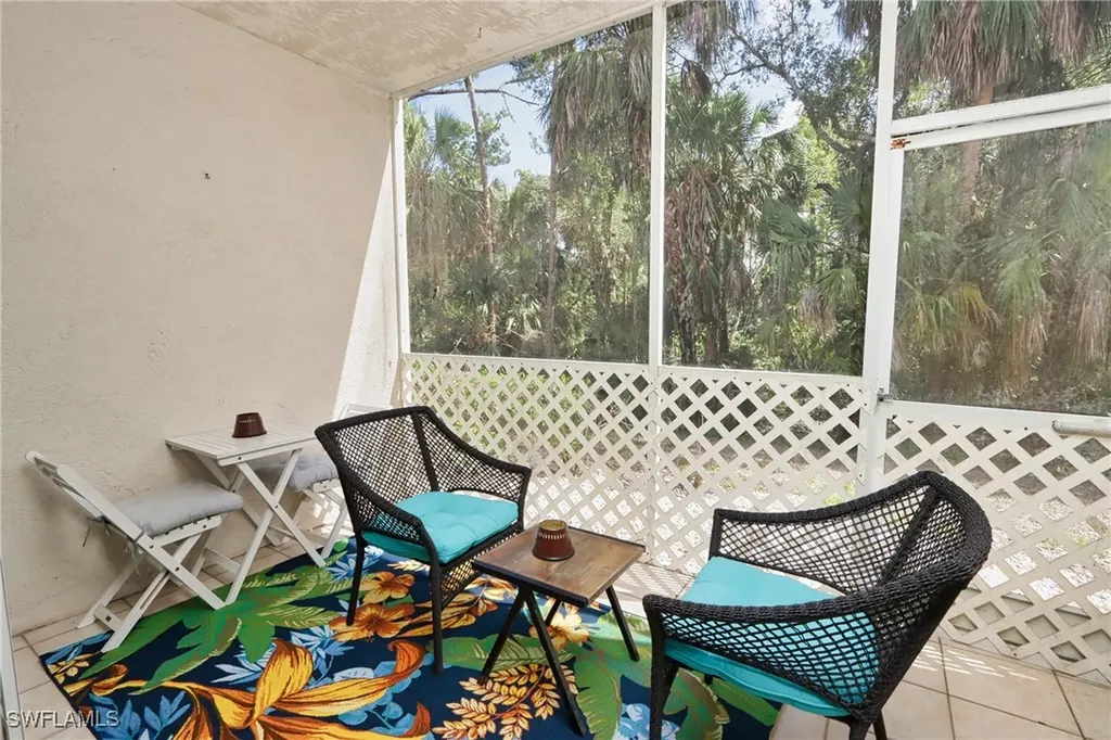 757 Wiggins Lake Drive Naples FL 34110