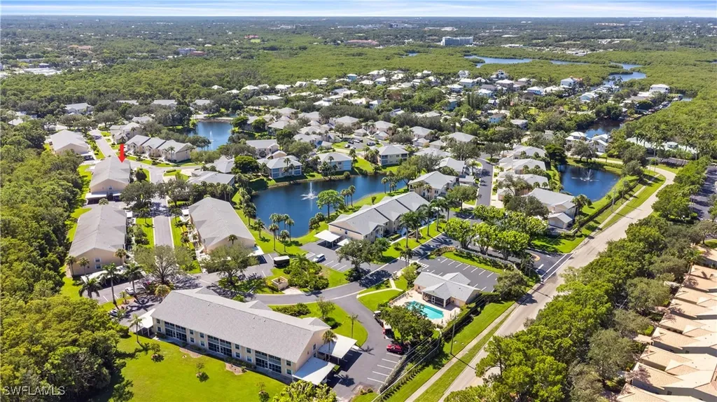 757 Wiggins Lake Drive Naples FL 34110