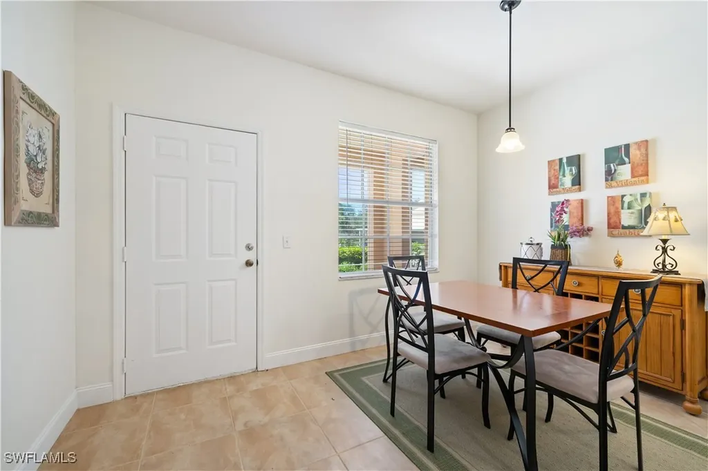 757 Wiggins Lake Drive Naples FL 34110