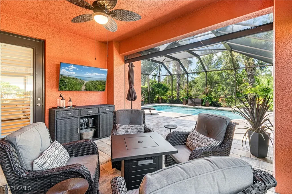 10622 Camarelle Circle Fort Myers FL 33913