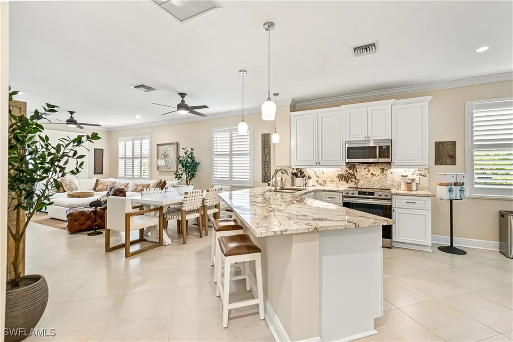 10622 Camarelle Circle Fort Myers FL 33913
