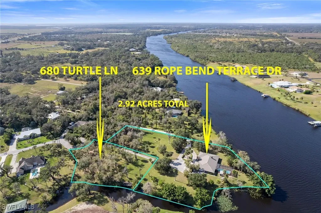 639 Rope Bend Drive Labelle FL 33935
