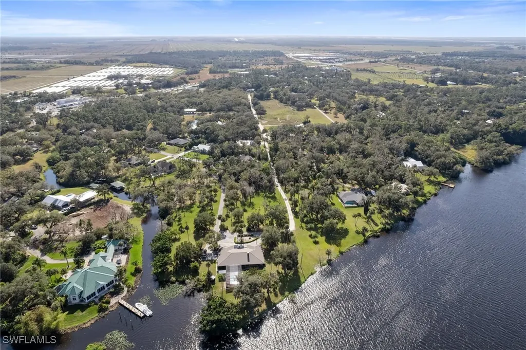 639 Rope Bend Drive Labelle FL 33935