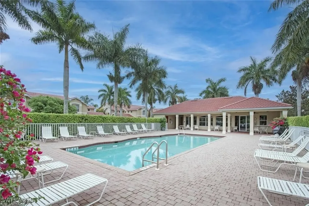 6065 Pinnacle Lane Naples FL 34110