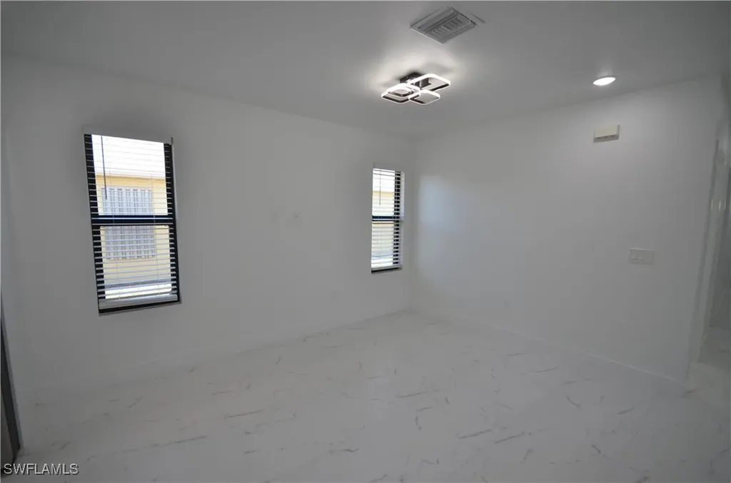 2132 Barker Boulevard Fort Myers FL 33916