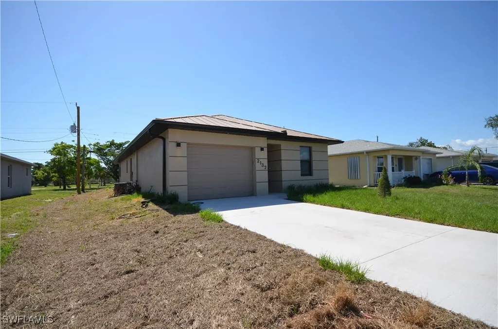 2132 Barker Boulevard Fort Myers FL 33916