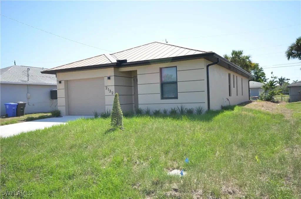2132 Barker Boulevard Fort Myers FL 33916